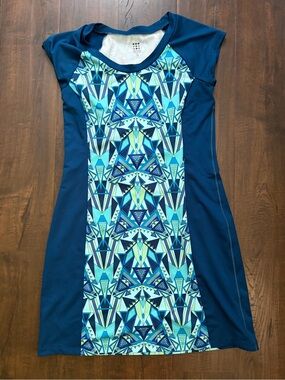 Title Nine Teal & Navy Geometric Active Mini Dress